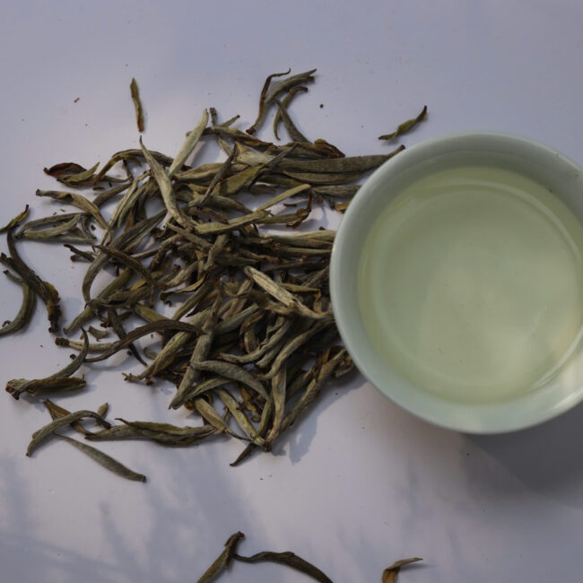 Bạch trà kim