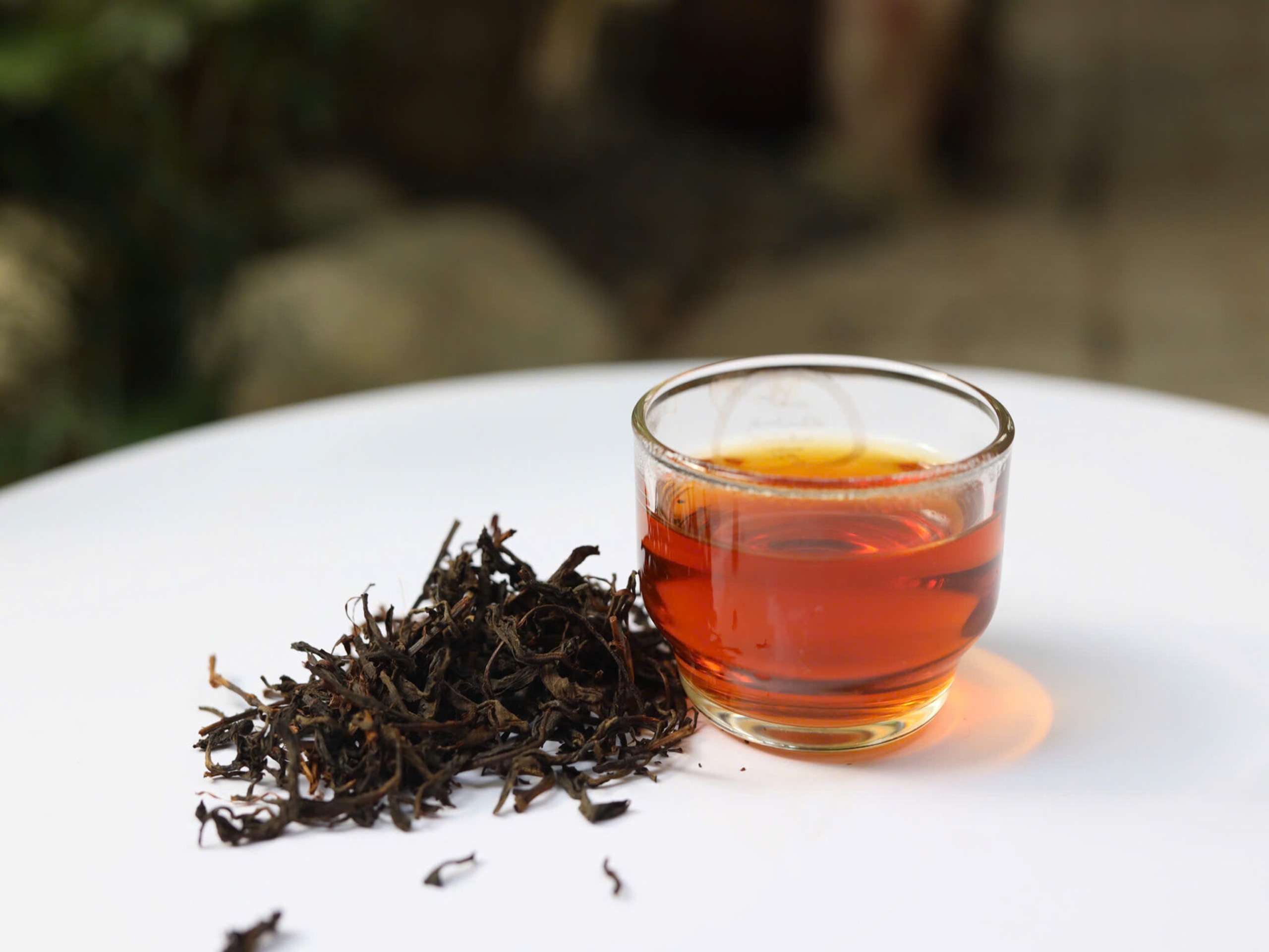 Hồng trà Shan tuyết ướp sen